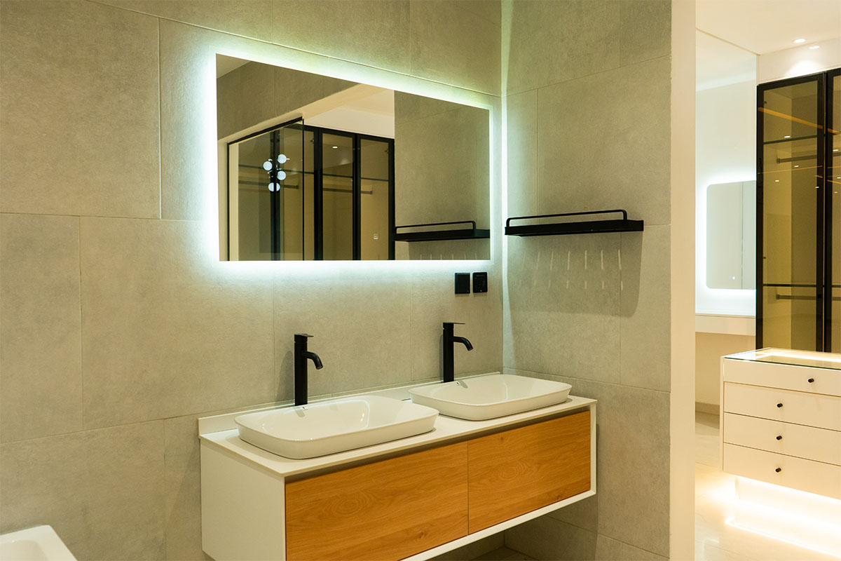 Bathroom vanity